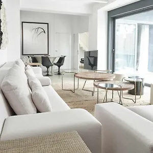 Maestranza Modern Appartement