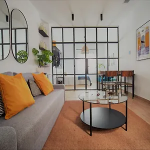 Apartment Pelicano, Seville