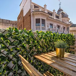 iloftmalaga-moreno-carbonero.hotelsinnerja.org/