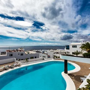 Gin Gin Apartment Puerto del Carmen (Lanzarote)